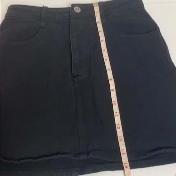 J. Galt Black Jean Skirt with 5 Button Closure - Picture 7 of 8